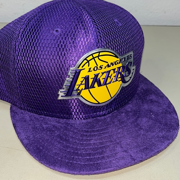 New rare LAKERS official on court collection HAT NBA size 7 5/8 NEW ERA 59fifty - Picture 1 of 10